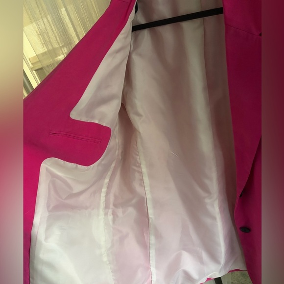 Vibrant Fuchsia Women's Oversized Blazer - Picture 6 of 6